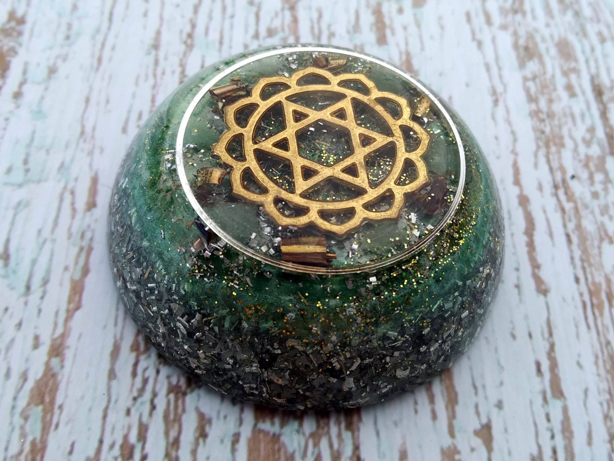 orgonita IMG 20230429 190914 scaled