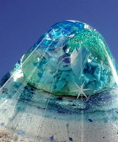 orgonite azul cono
