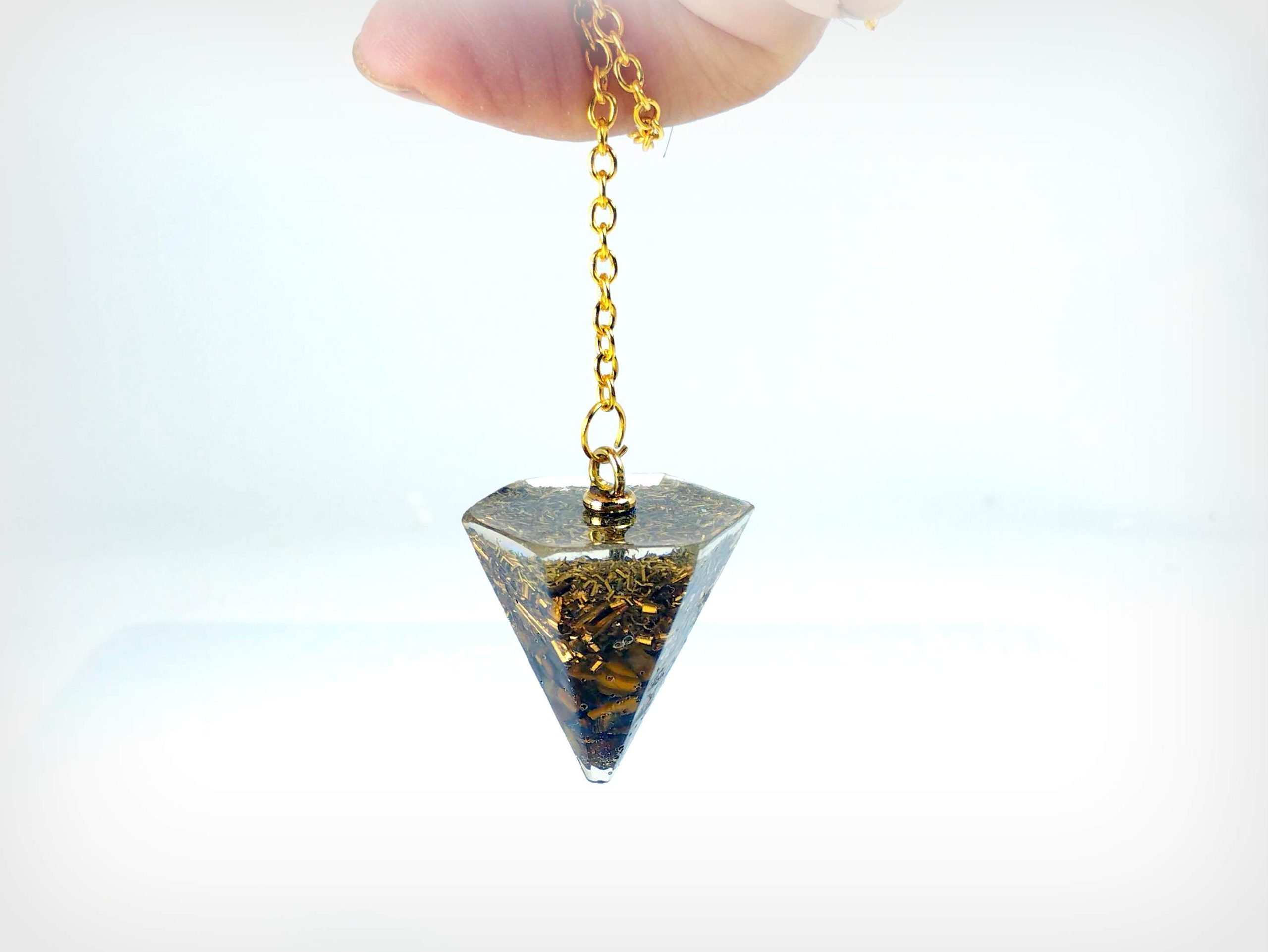 Péndulo de orgonita con OJO DE TIGRE.