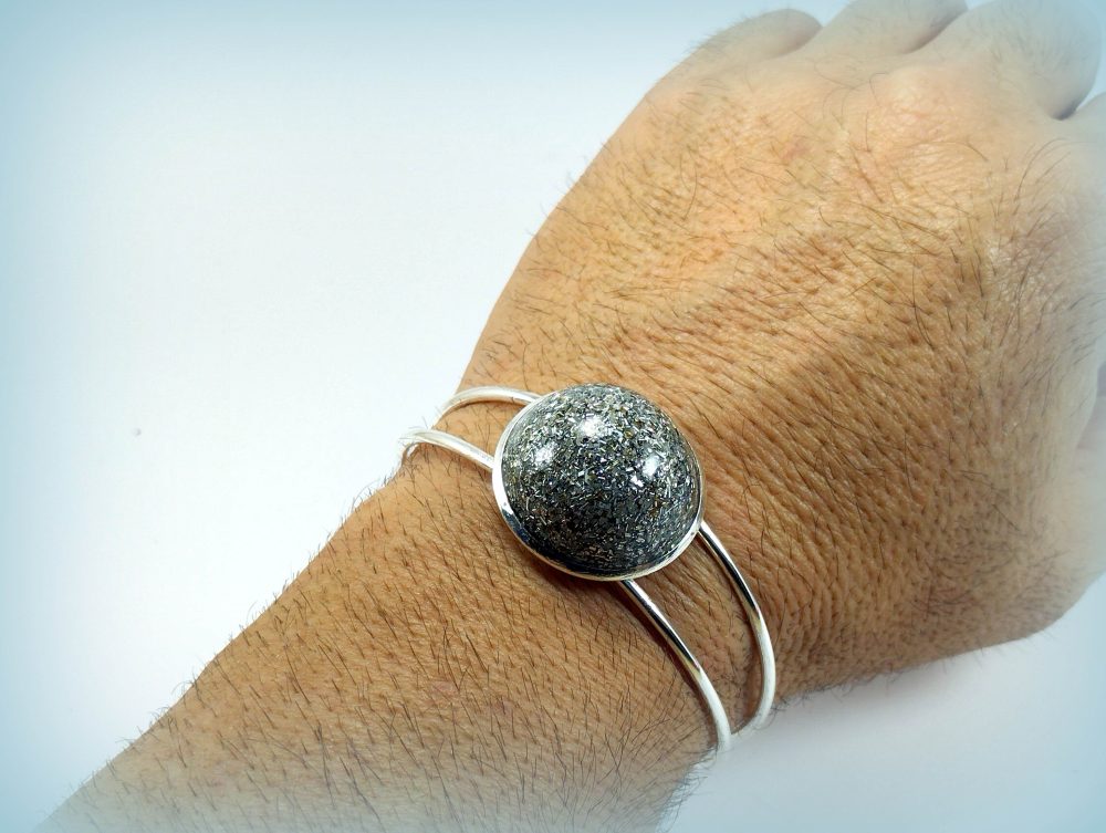 Pulsera de electronite