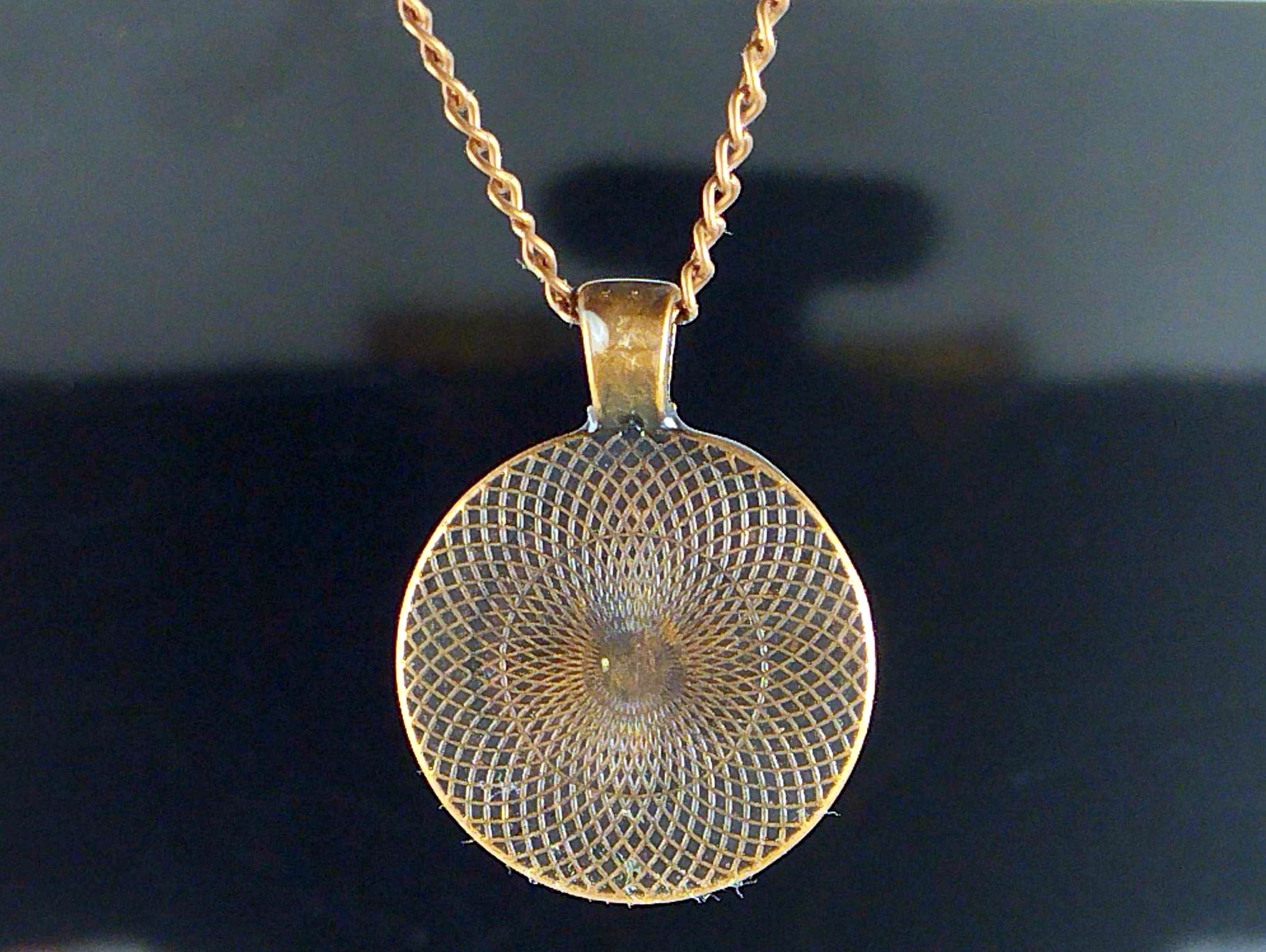 Colgante de orgonita de bronce cadena collar