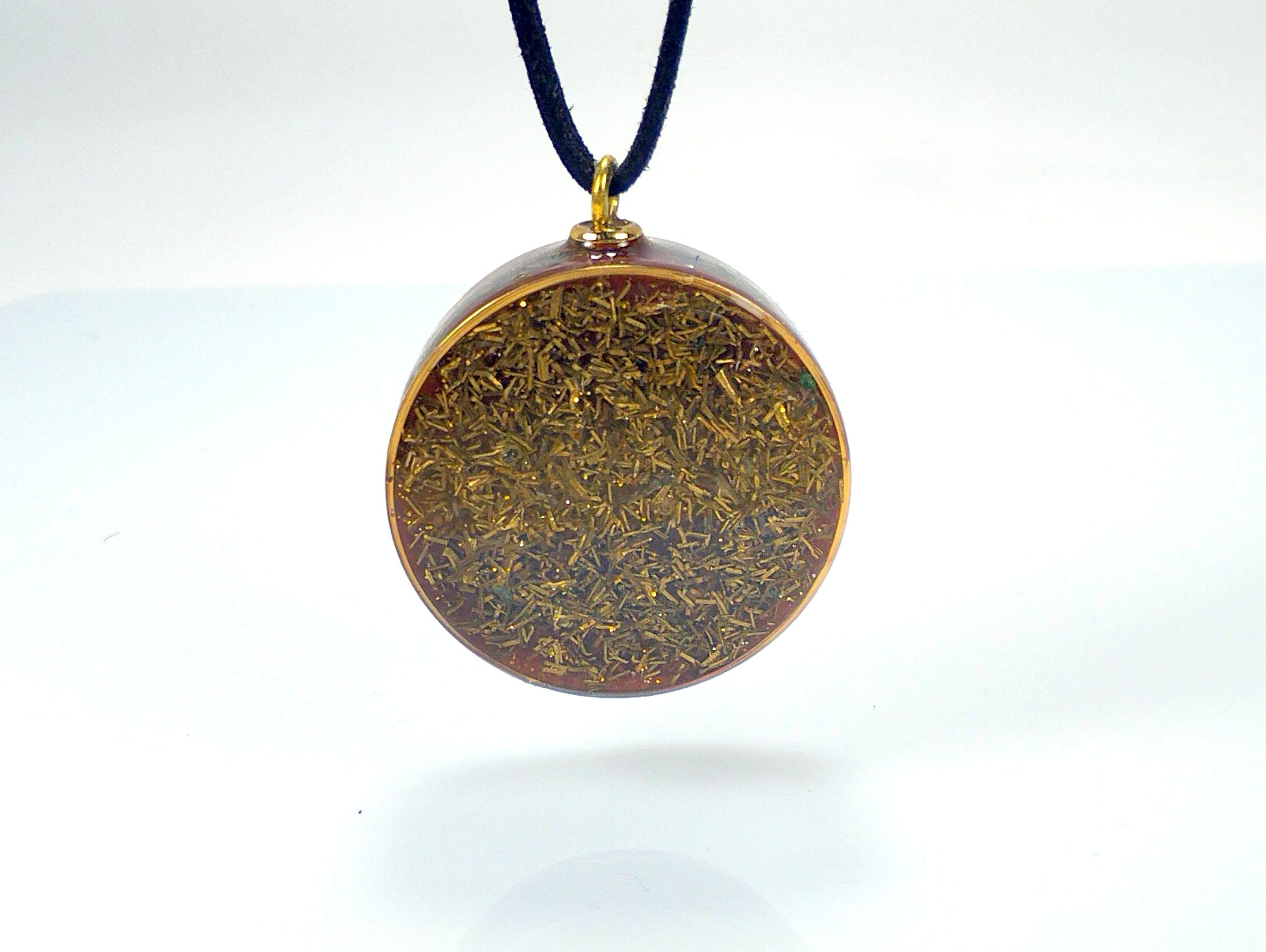 Colgante de orgonita nudo Bowen con JASPE ROJO
