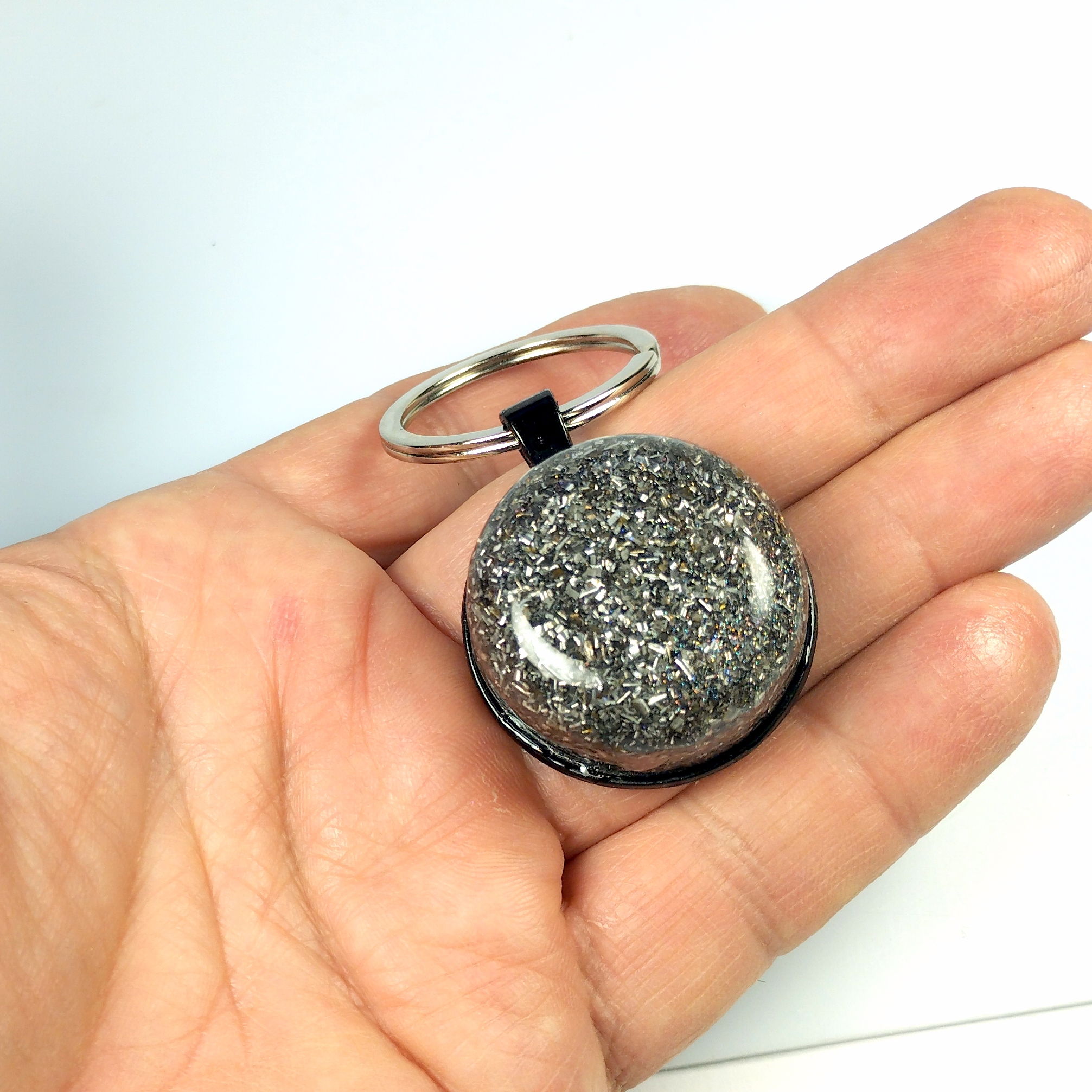 Llaveros de orgonita con TURMALINA NEGRA