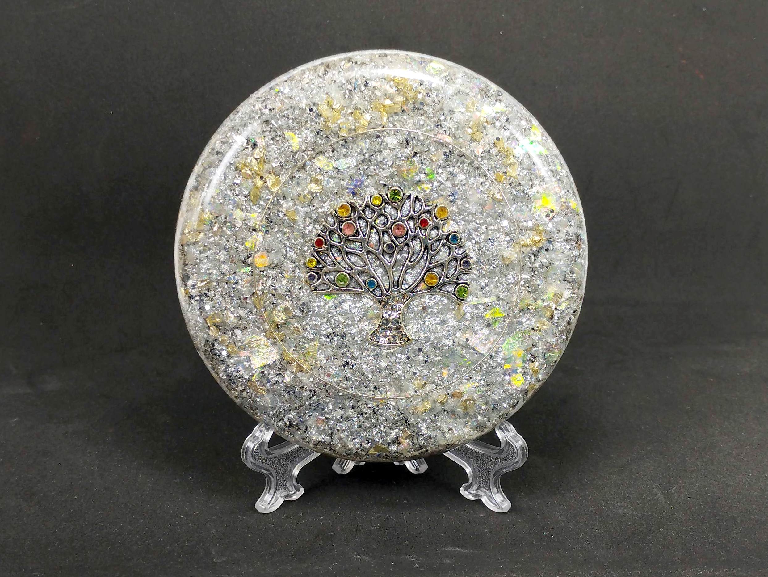 Plato de orgonita con árbol de la vida