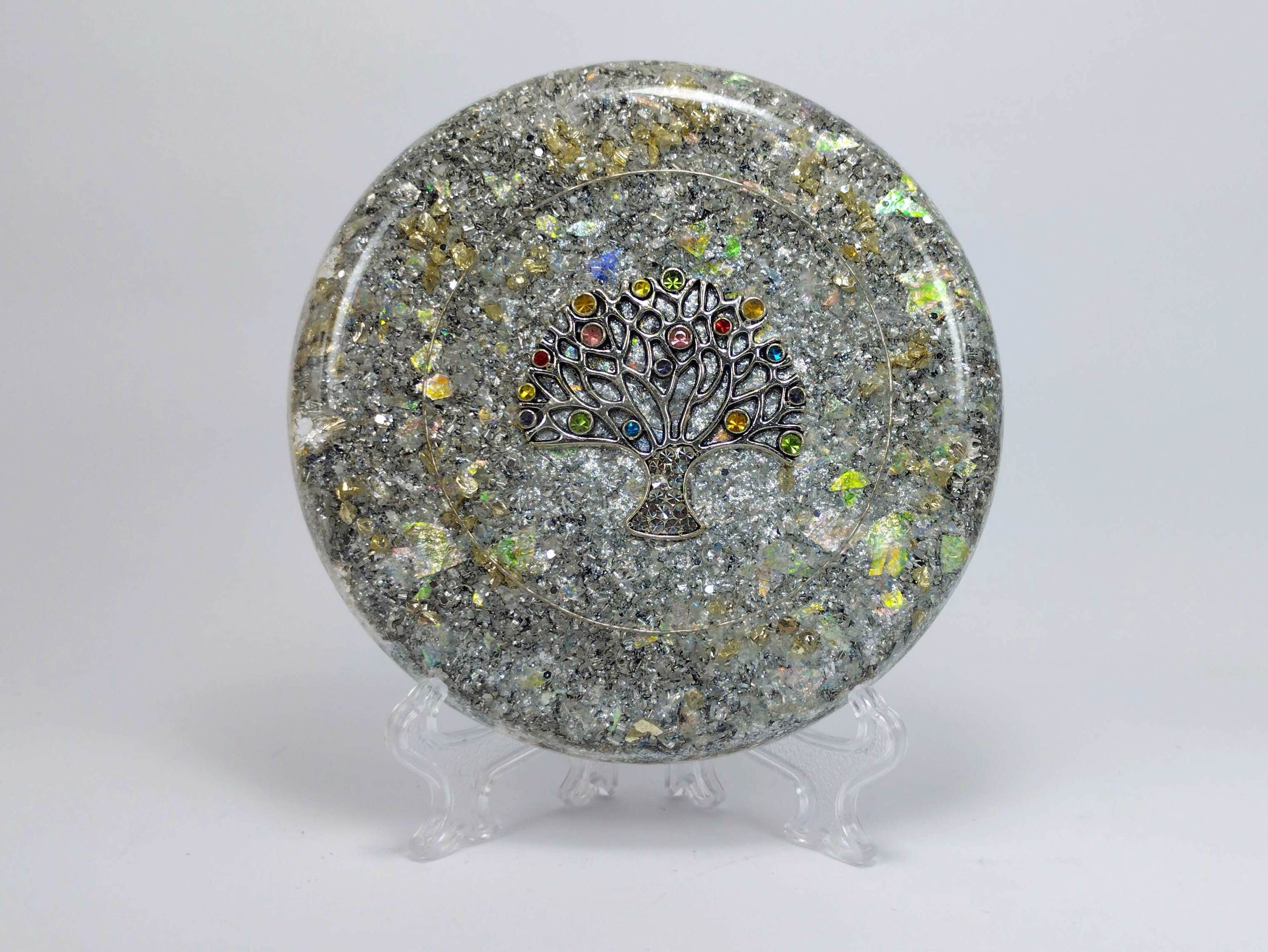 Plato de orgonita con árbol de la vida