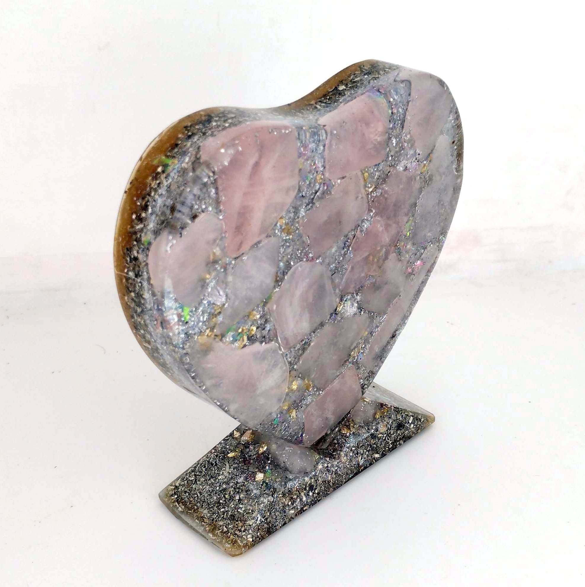 Orgonita corazón con CUARZO ROSA