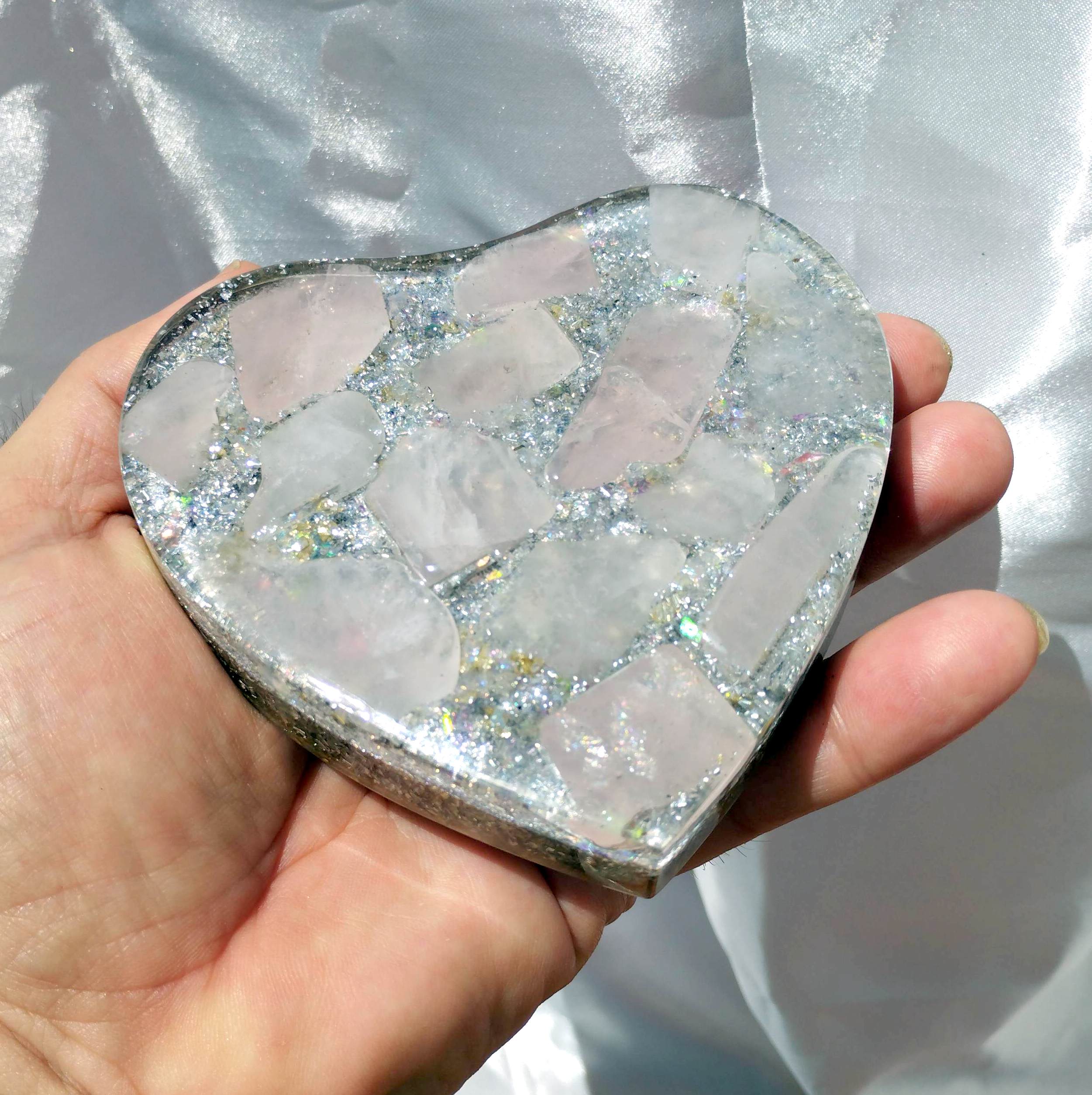 Orgonita corazón con CUARZO ROSA