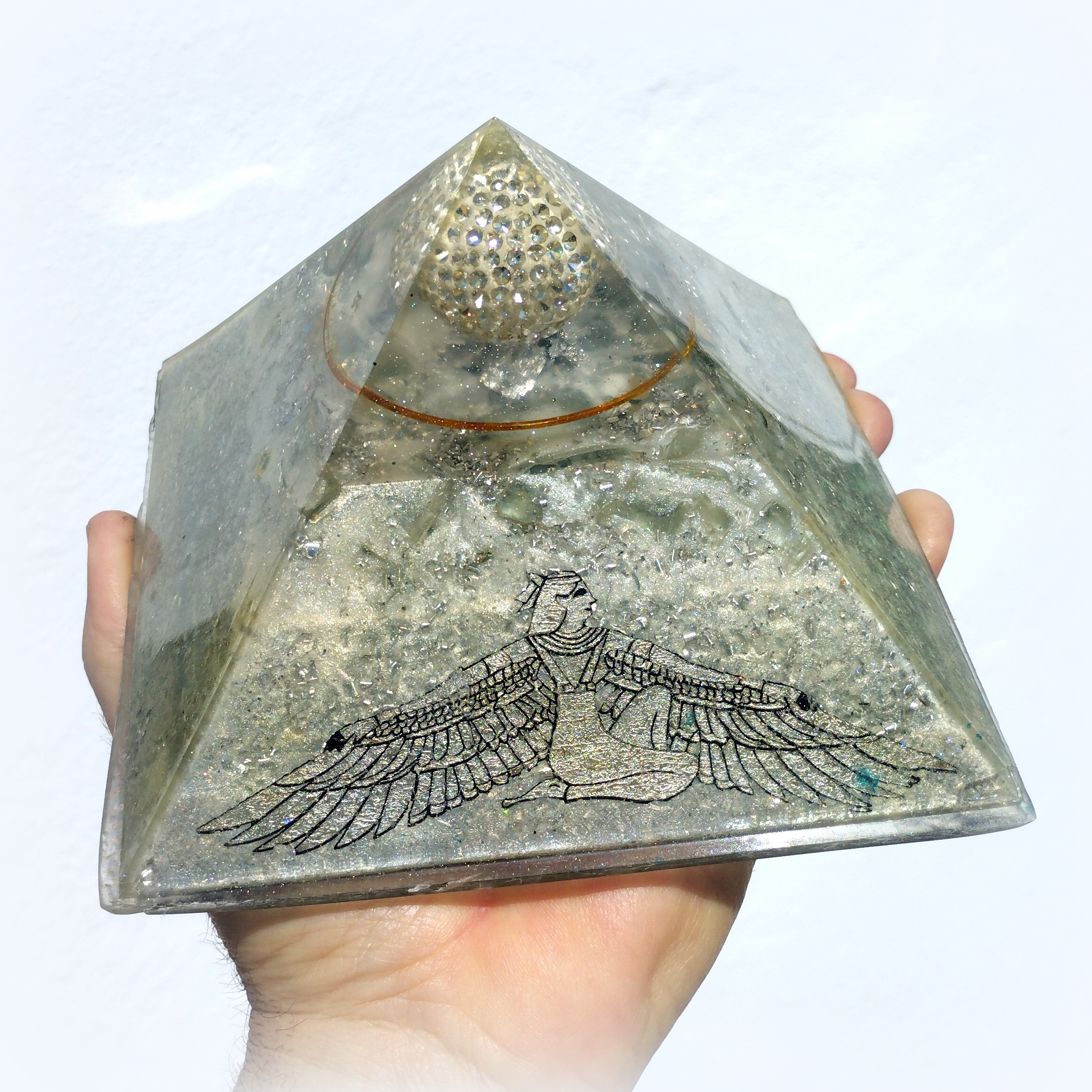 Pirámide Keops grande de orgonita artesanal