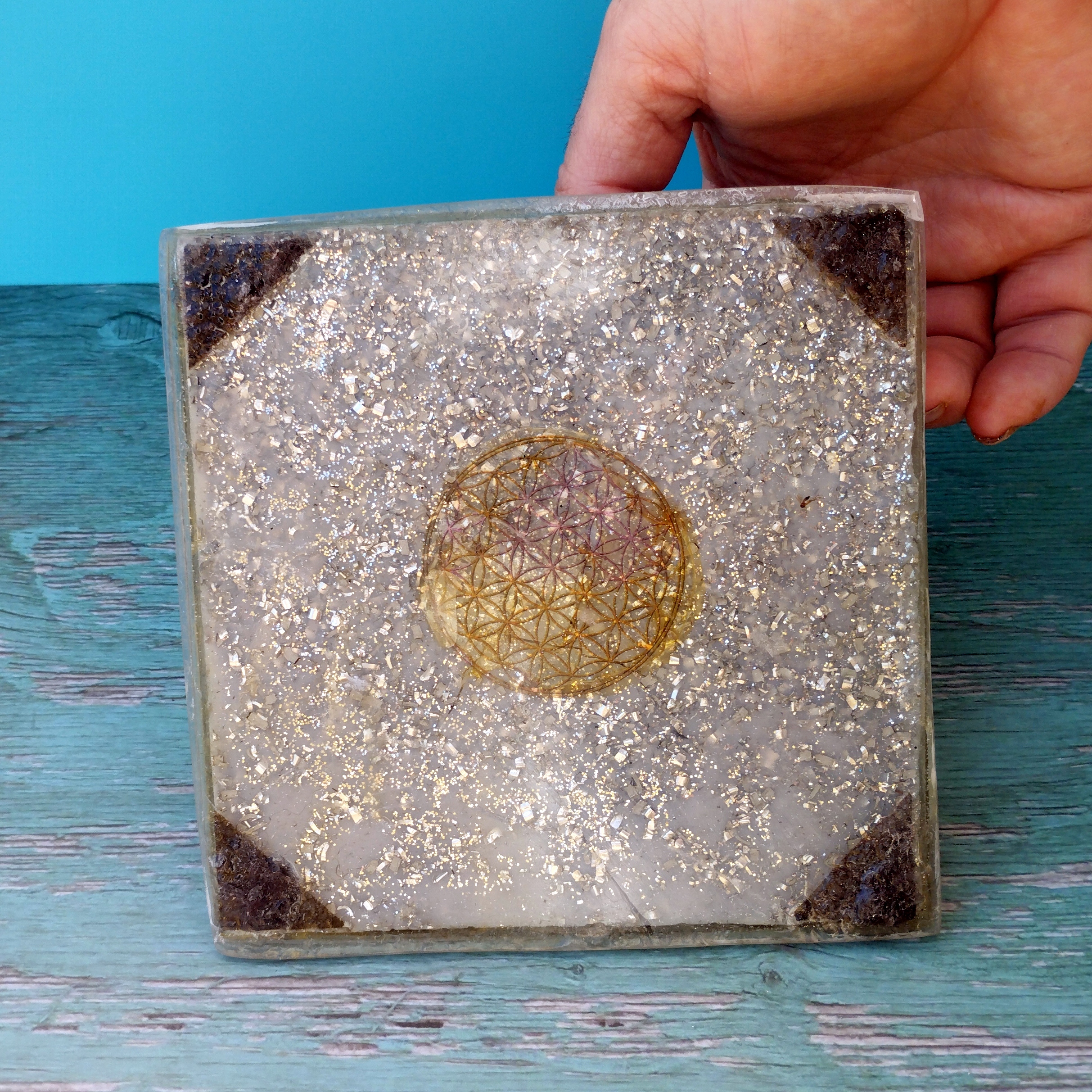 orgonita 1774618359044