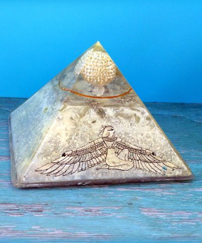 Pirámide Keops grande de orgonita artesanal